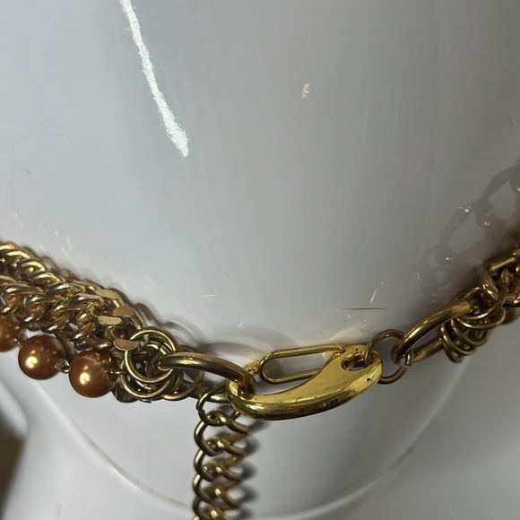 Gold Chain and Rose Pearl Drop Four Strand Adjustable Chain Belt - Picture 5 of 6